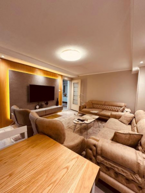 Skyline Apartment 2